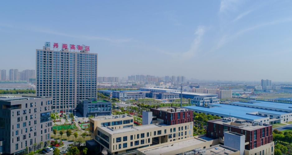 丹陽高新技術(shù)產(chǎn)業(yè)開發(fā)區(qū)通過完善綠色基礎(chǔ)設(shè)施建設(shè),引導(dǎo)企業(yè)集群式